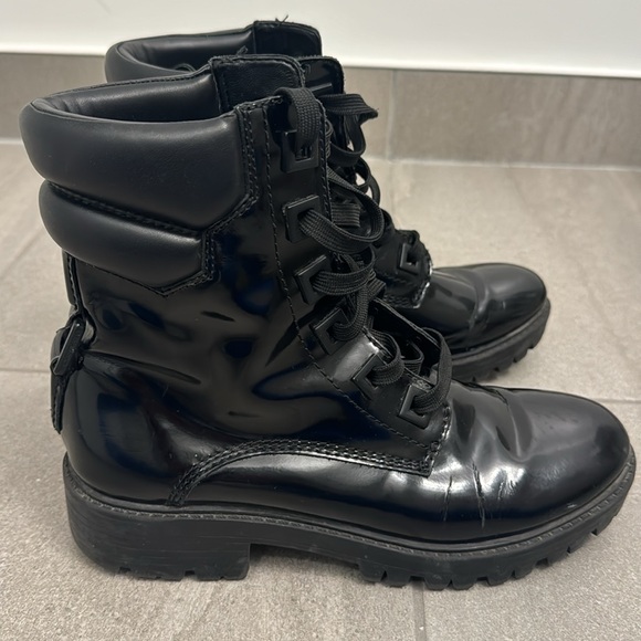 KENDALL + KYLEE PATENT MOTO BOOT - Picture 8 of 8